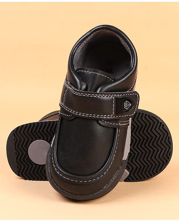 Cute Walk by Babyhug Velcro Closure Solid Color Casual Shoes - Black