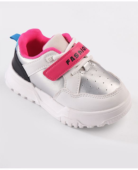 Cute Walk by Babyhug Velcro Closure Sneakers with Fashion Text Print - Black