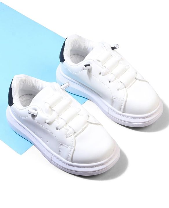 Cute Walk by Babyhug Solid Color Sneakers - Black