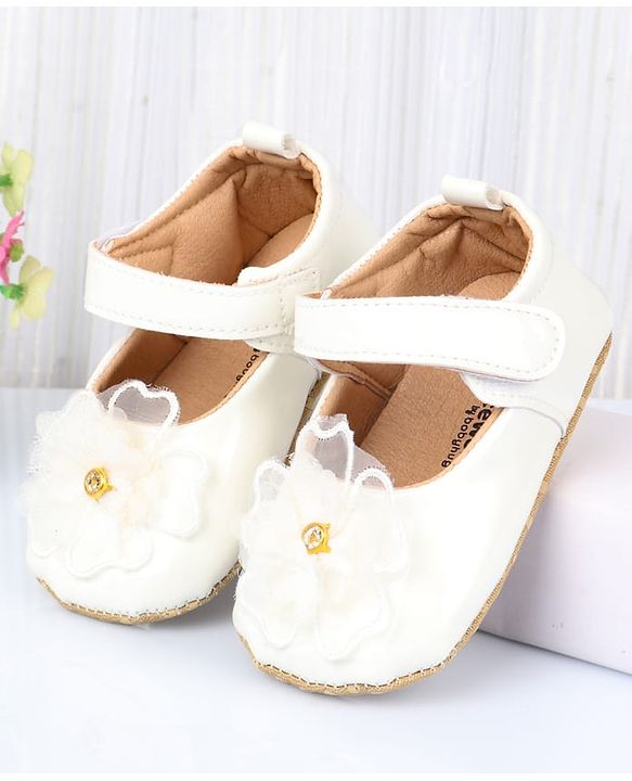 Cute Walk by Babyhug Velcro Closure Booties With Floral Applique - Pink