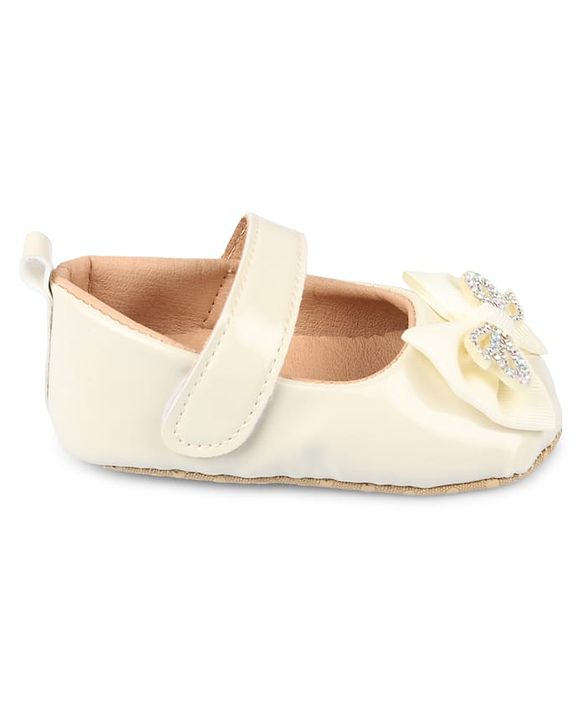 Cute Walk by Babyhug Velcro Closure Booties With Bow Applique - Pink