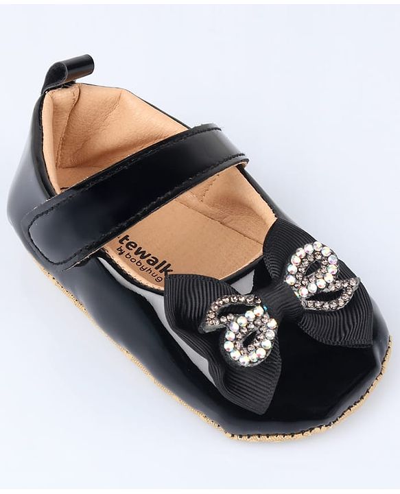 Cute Walk by Babyhug Velcro Closure Booties With Bow Applique - Pink