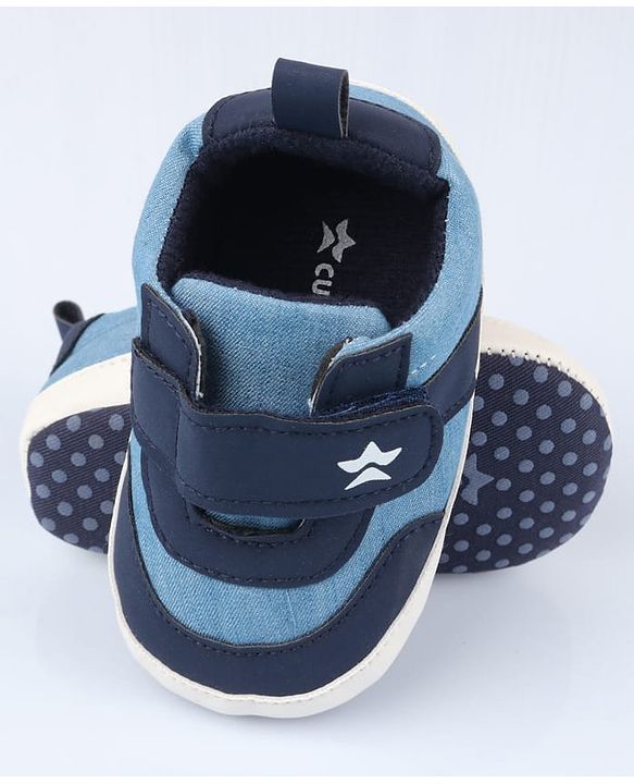 Cute Walk by Babyhug Velcro Closure Solid Booties - Blue