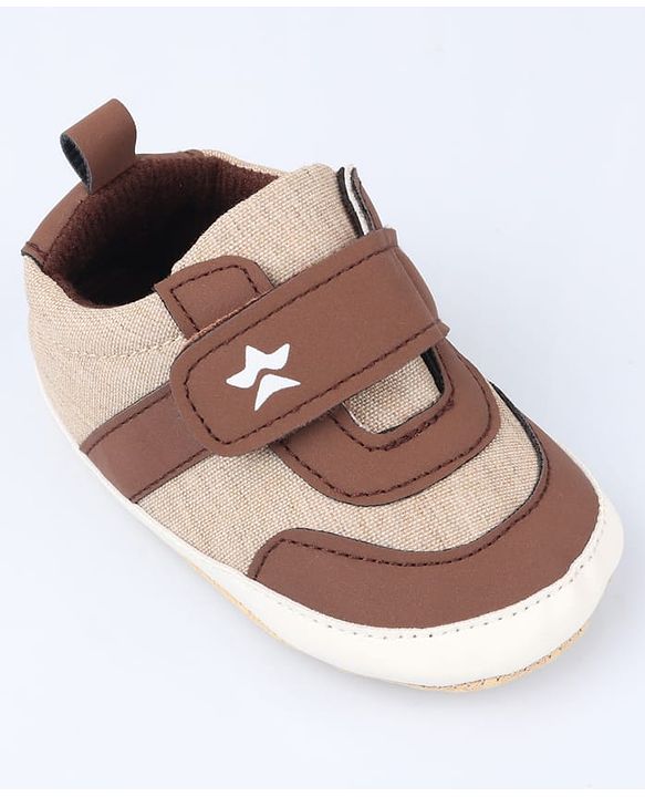 Cute Walk by Babyhug Velcro Closure Solid Booties - Blue