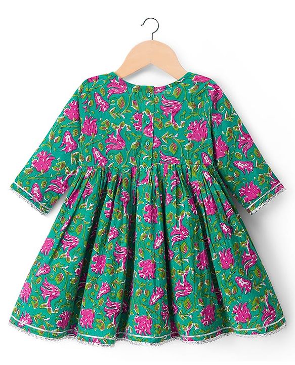 Babyhug 100% Cotton Cambric Woven Three Forth Sleeves Floral Printed Kurta & Pant Set With Dupatta - Green