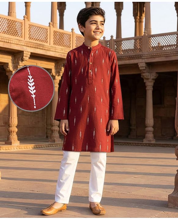 Pine Kids Cotton Woven Full Sleeves Kurta Pyjama Set With Floral Print - Maroon