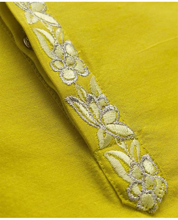 Pine Kids Woven Full Sleeves Kurta Pyjama Set With Floral Embroidery - Lime Green & White