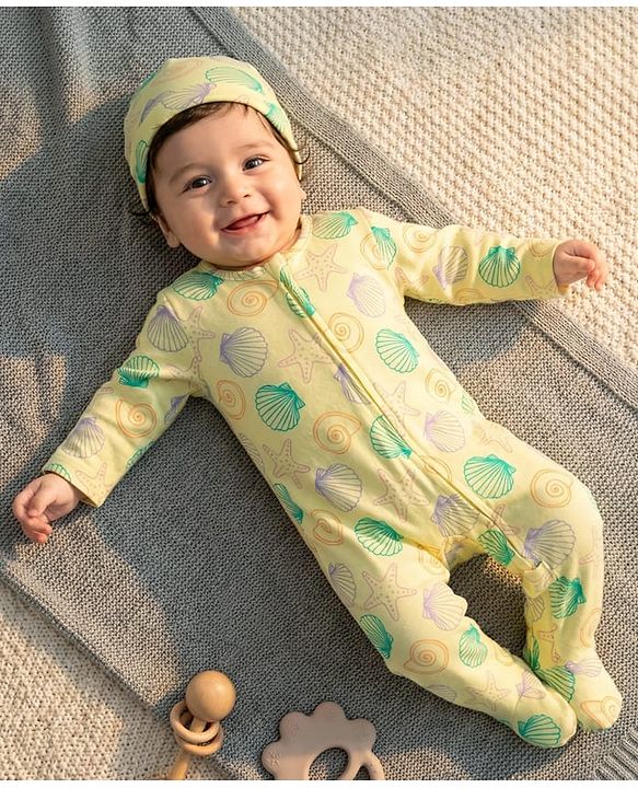 Babyhug Cotton Knit Full Sleeves Footed Sleepsuit With Star Fish Print & Cap - Light Yellow