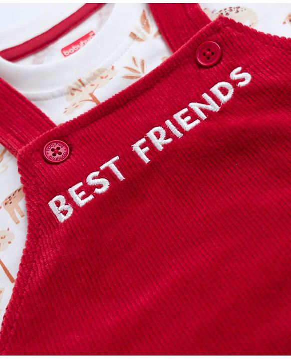 Babyhug Single Jersey Knit Half Sleeves T-Shirt & Dungarees with Jungle Safari Theme Print & Embroidery - Maroon