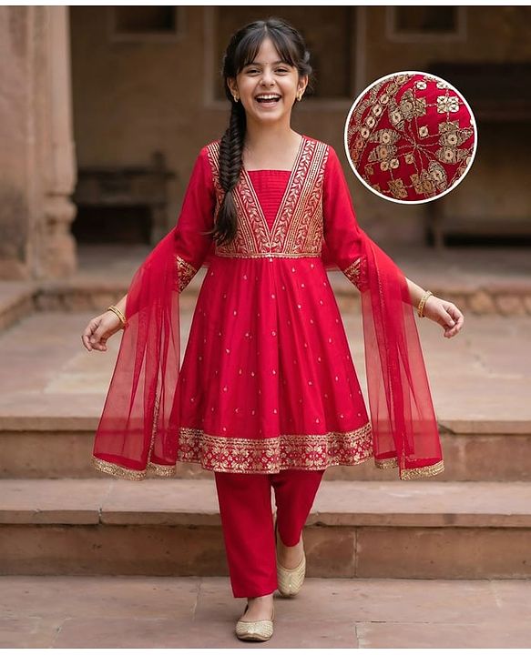 Pine Kids Woven Three Fourth Sleeves Kurti Churidar Set With Floral Embroidery & Dupatta - Fuchsia