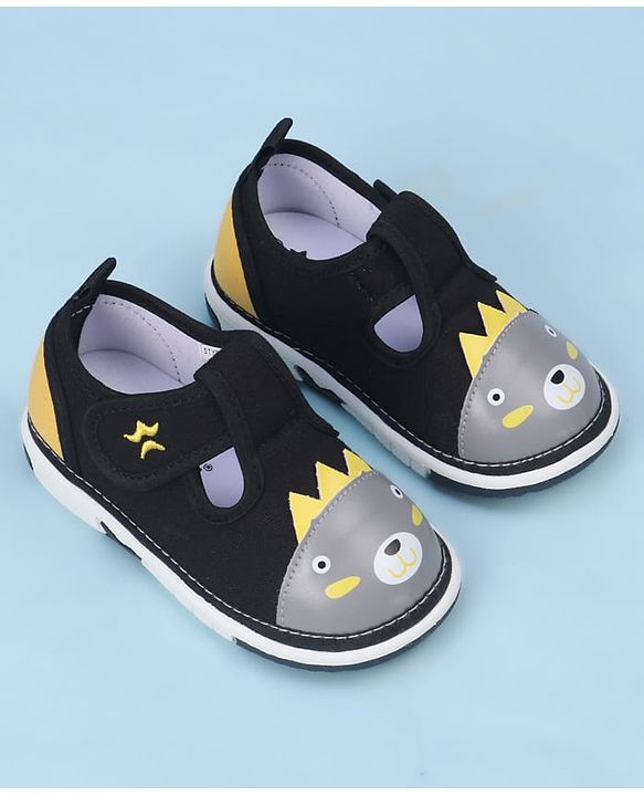 Cute Walk by Babyhug Casual Shoes With Velcro Closure & Face Applique - Black