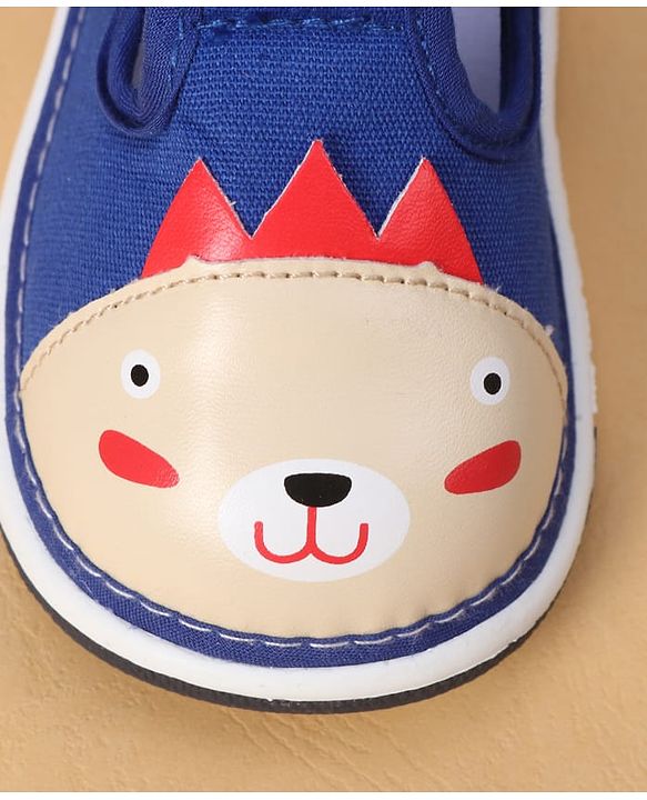 Cute Walk by Babyhug Casual Shoes With Velcro Closure & Face Applique - Black