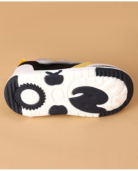 Cute Walk by Babyhug Velcro Closure Casual Shoes With Rocket Print & Applique - Yellow