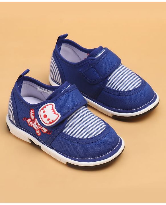 Cute Walk by Babyhug Casual Shoes With Velcro Closure & Cat Applique - Red