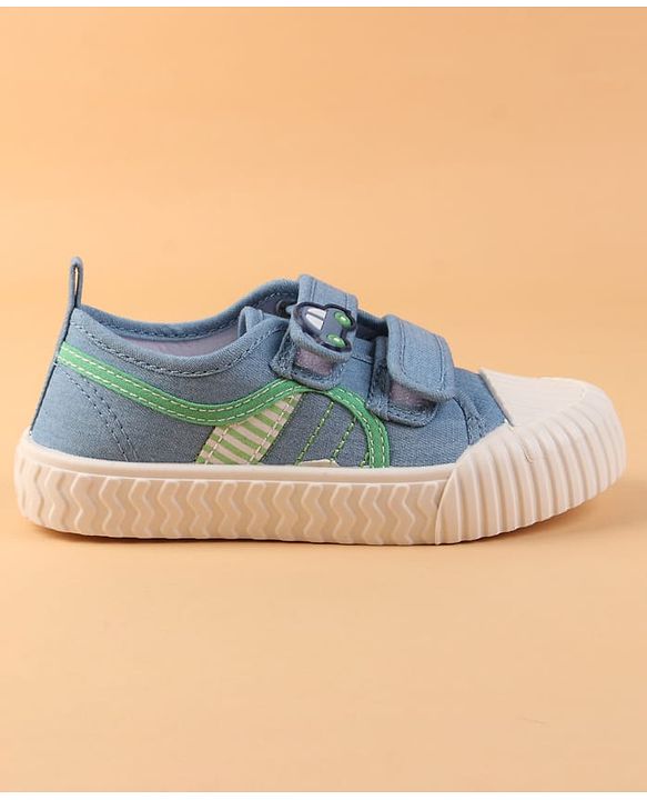 Cute Walk by Babyhug Velcro Closure Casual Shoes with Car Patch Detailing - Blue