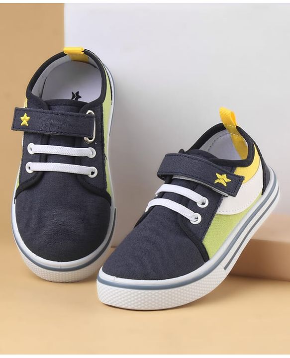Cute Walk by Babyhug Velcro Closure Solid Color Casual Shoes - Blue