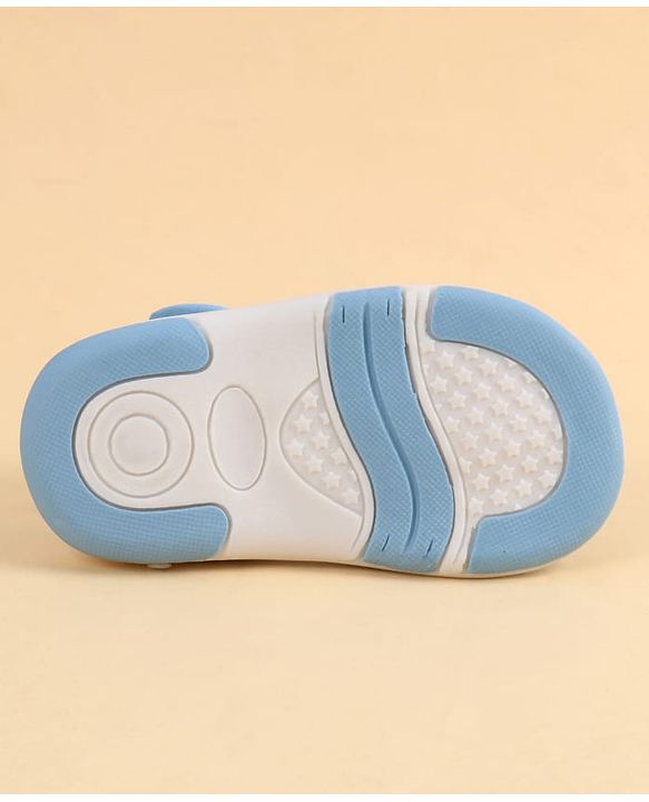 Cute Walk by Babyhug Velcro Closure Sandals With Floral Print & Butterfly Applique - Pink