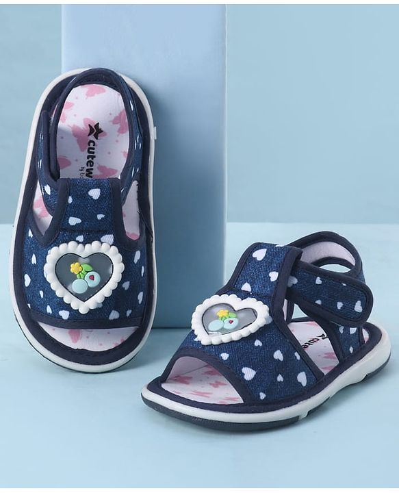 Cute Walk by Babyhug Velcro Closure Sandals With Heart Print & Applique - Pink