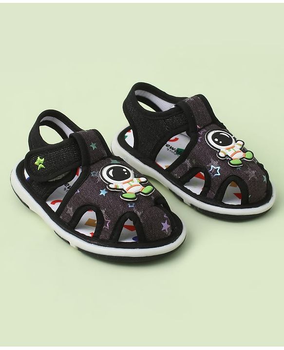 Cute Walk by Babyhug Velcro Closure Sandals With Astronaut Applique - Black