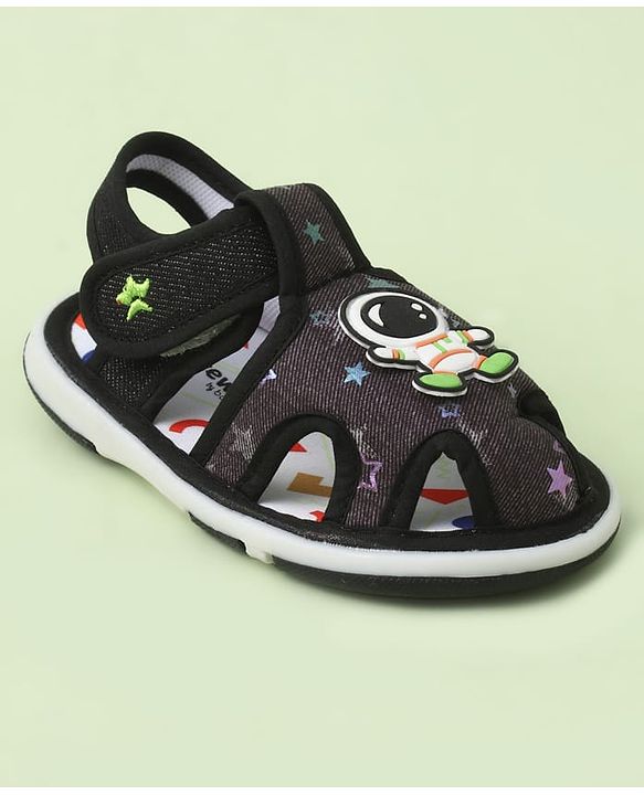 Cute Walk by Babyhug Velcro Closure Sandals With Astronaut Applique - Black