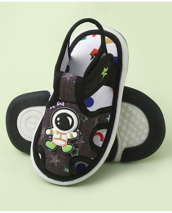 Cute Walk by Babyhug Velcro Closure Sandals With Astronaut Applique - Black