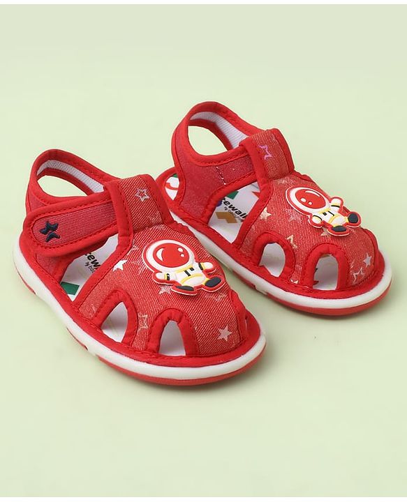 Cute Walk by Babyhug Velcro Closure Sandals With Astronaut Applique - Black