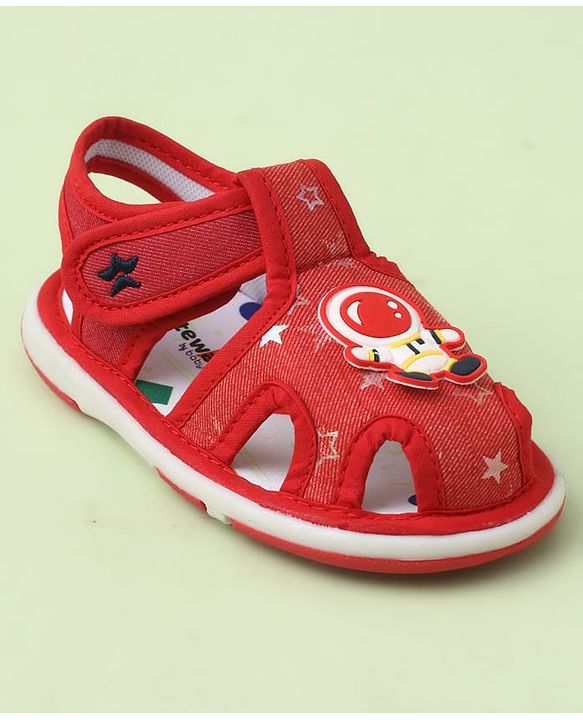 Cute Walk by Babyhug Velcro Closure Sandals With Astronaut Applique - Black