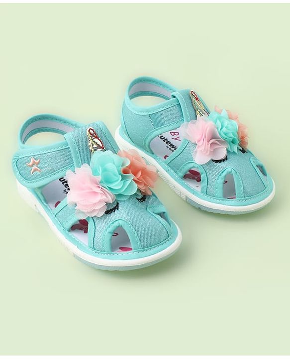 Cute Walk by Babyhug Sandals With Velcro Closure & Floral Applique - Golden