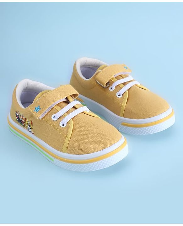 Cute Walk by Babyhug Velcro Closure Casual Shoes with Animal Print - Yellow