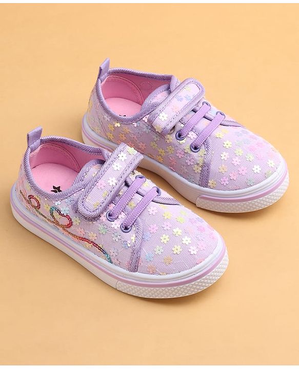 Cute Walk by Babyhug Casual shoes With Velcro Closure & Floral Applique - Light Green