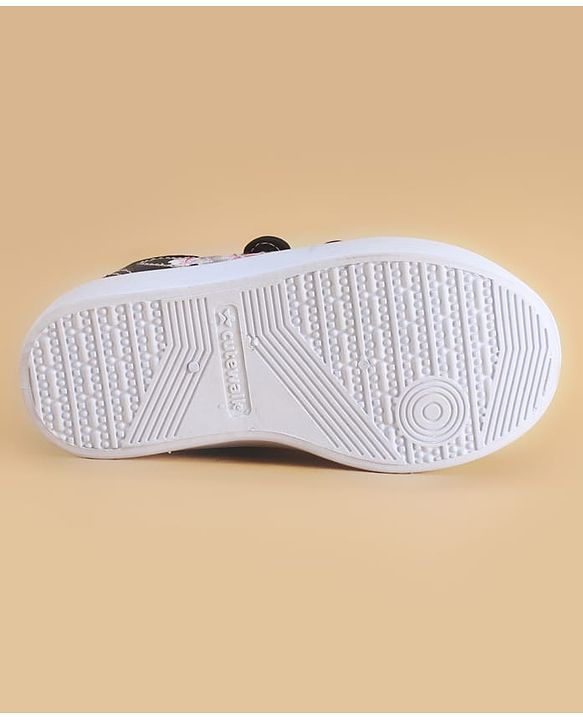 Cute Walk by Babyhug Velcro Closure Casual Shoes with Floral Embroidery - Black