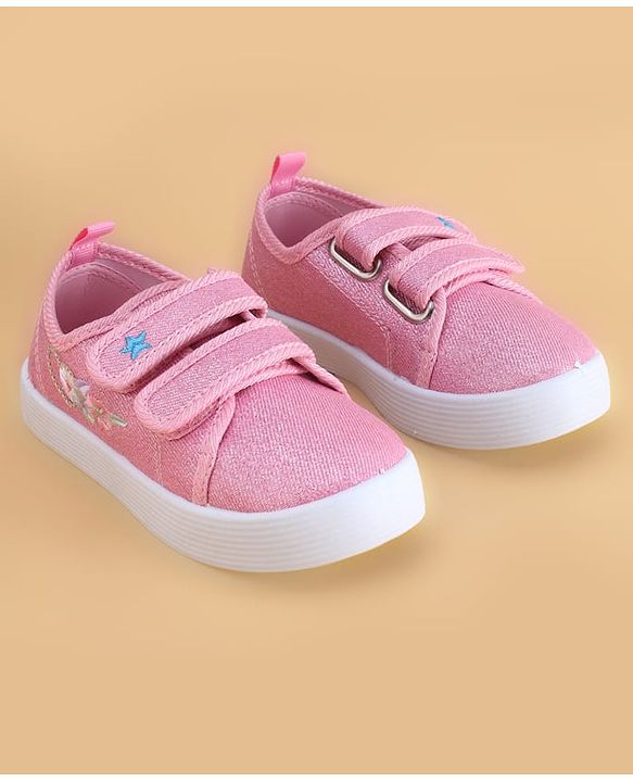 Cute Walk by Babyhug Velcro Closure Casual Shoes with Floral Embroidery - Black