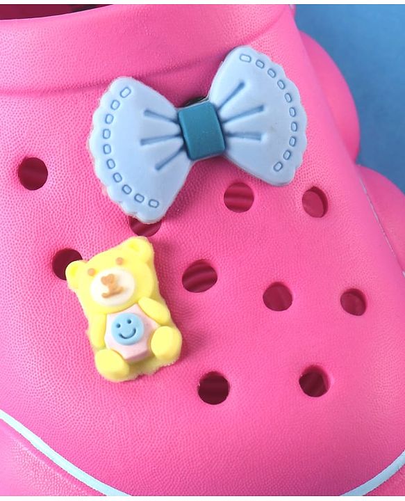 Cute Walk by Babyhug Back Strap Solid Clog With Bear & Bow Applique - Fuchsia