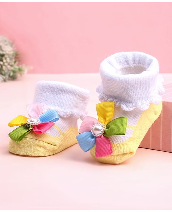 Cute Walk by Babyhug Socks Shoes With Floral Applique - Multicolor
