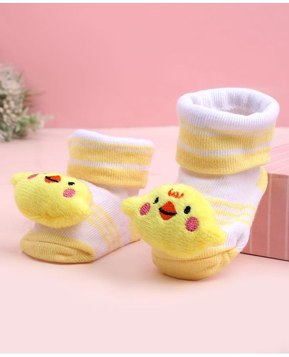 Cute Walk by Babyhug Socks Shoes With Bird Applique - Multicolor