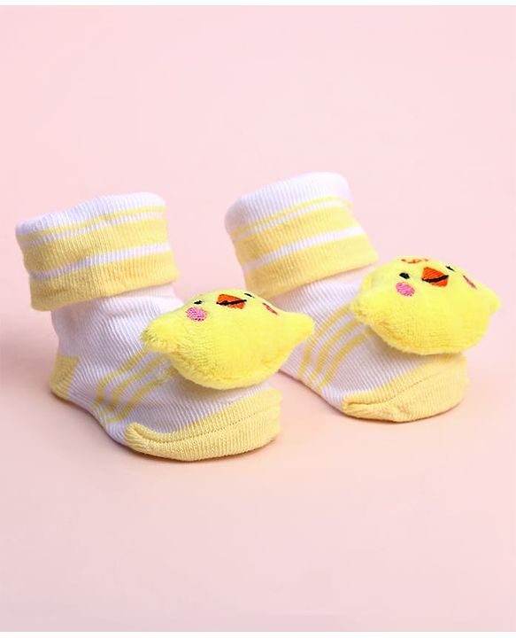 Cute Walk by Babyhug Socks Shoes With Bird Applique - Multicolor