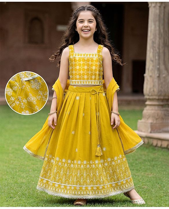Pine Kids Woven Sleeveless Lehenga Choli Set With Floral Print & Dupatta - Mustard