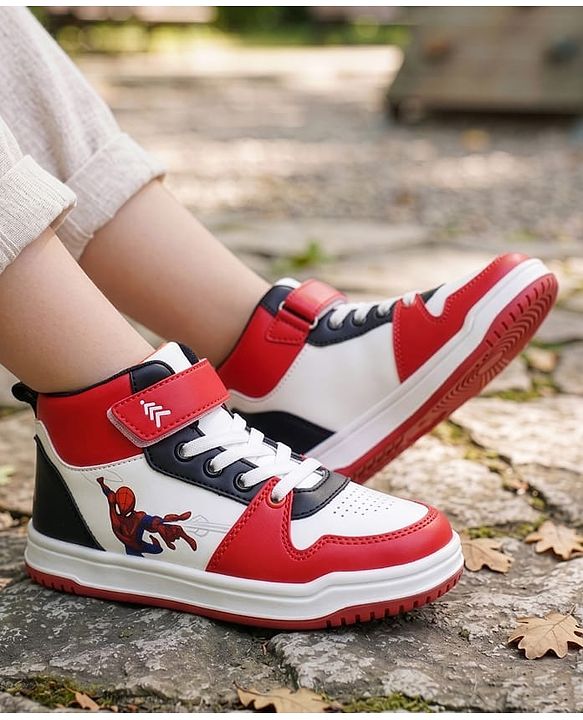 Pine Kids Marvel Velcro Closure Casual Shoes With Spider-Man Graphics - Red & White
