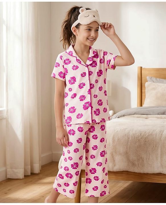 Pine Kids Cotton Knit Half Sleeves Shirt & Pajama Co-ords Capri Night Suit With Floral Print - Pink
