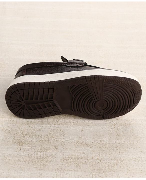 Cute Walk by Babyhug Slip On Solid Colour Loafers - Navy Blue