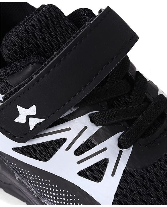 Cute Walk by Babyhug Solid Colour Sneaker Shoes with Velcro Closure - Black