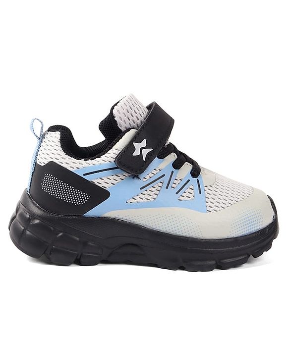 Cute Walk by Babyhug Solid Colour Sneaker Shoes with Velcro Closure - Black