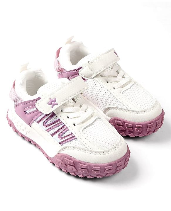 Cute Walk by Babyhug  Velcro Closure Sneaker Shoes - Black