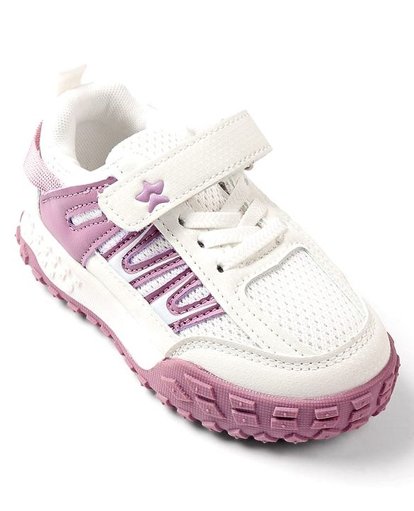 Cute Walk by Babyhug  Velcro Closure Sneaker Shoes - Black