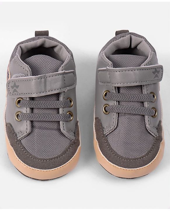 Cute Walk by Babyhug Velcro Closure Booties with Fox Patch -  Grey