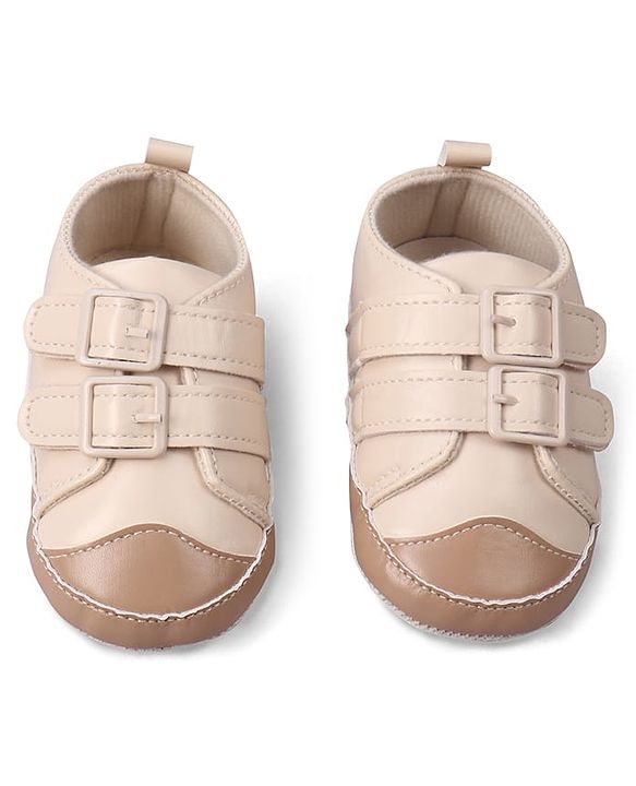 Cute Walk by Babyhug Velcro Closure Solid Colour Booties -Beige