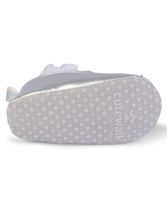 Cute Walk by Babyhug Slip On Booties with Bow Applique - Silver