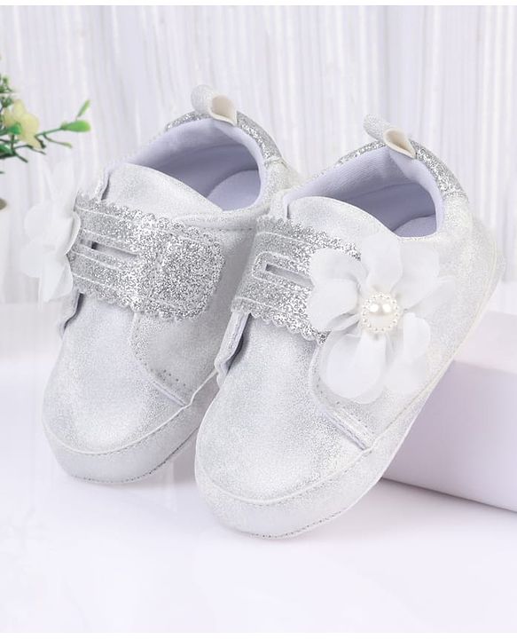 Cute Walk by Babyhug Velcro Closure Booties with Glitter Print & Floral Applique - Silver