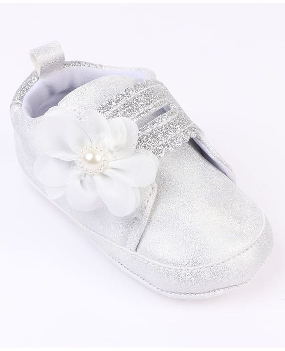 Cute Walk by Babyhug Velcro Closure Booties with Glitter Print & Floral Applique - Silver