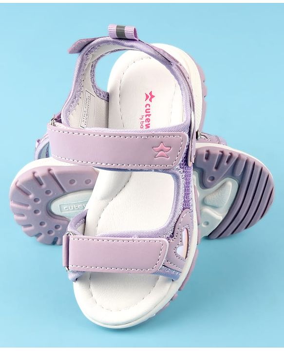 Cute Walk by Babyhug Velcro Closure Sandals with Floral Applique - Peach